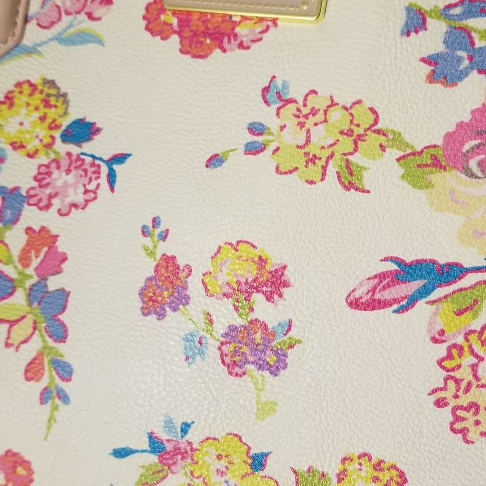 Betsy Johnson purse - Picture 9 of 14